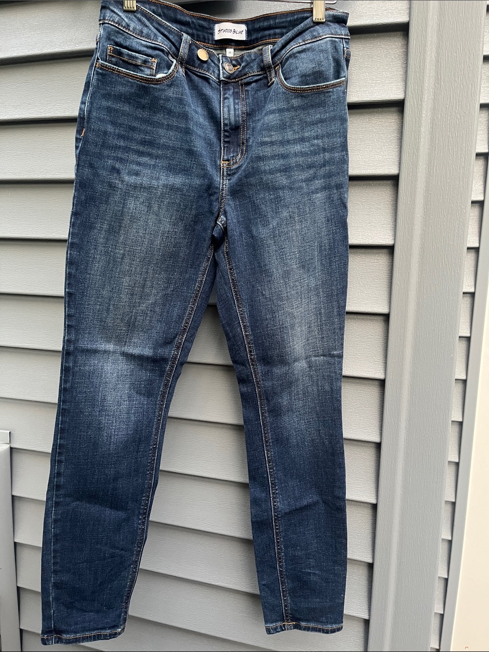 Studio Blue 28 Skinny Jeans